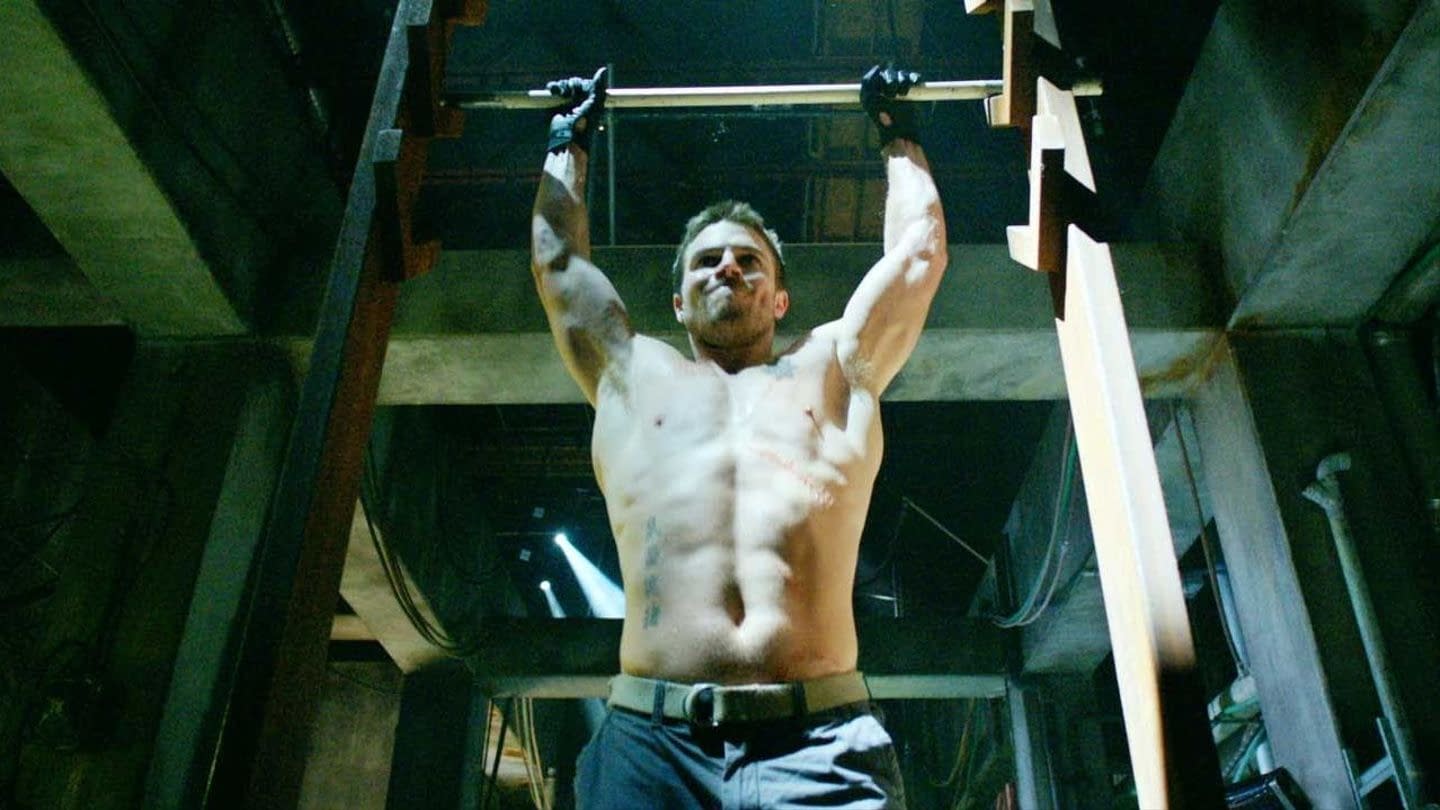 stephen amell arrow workout