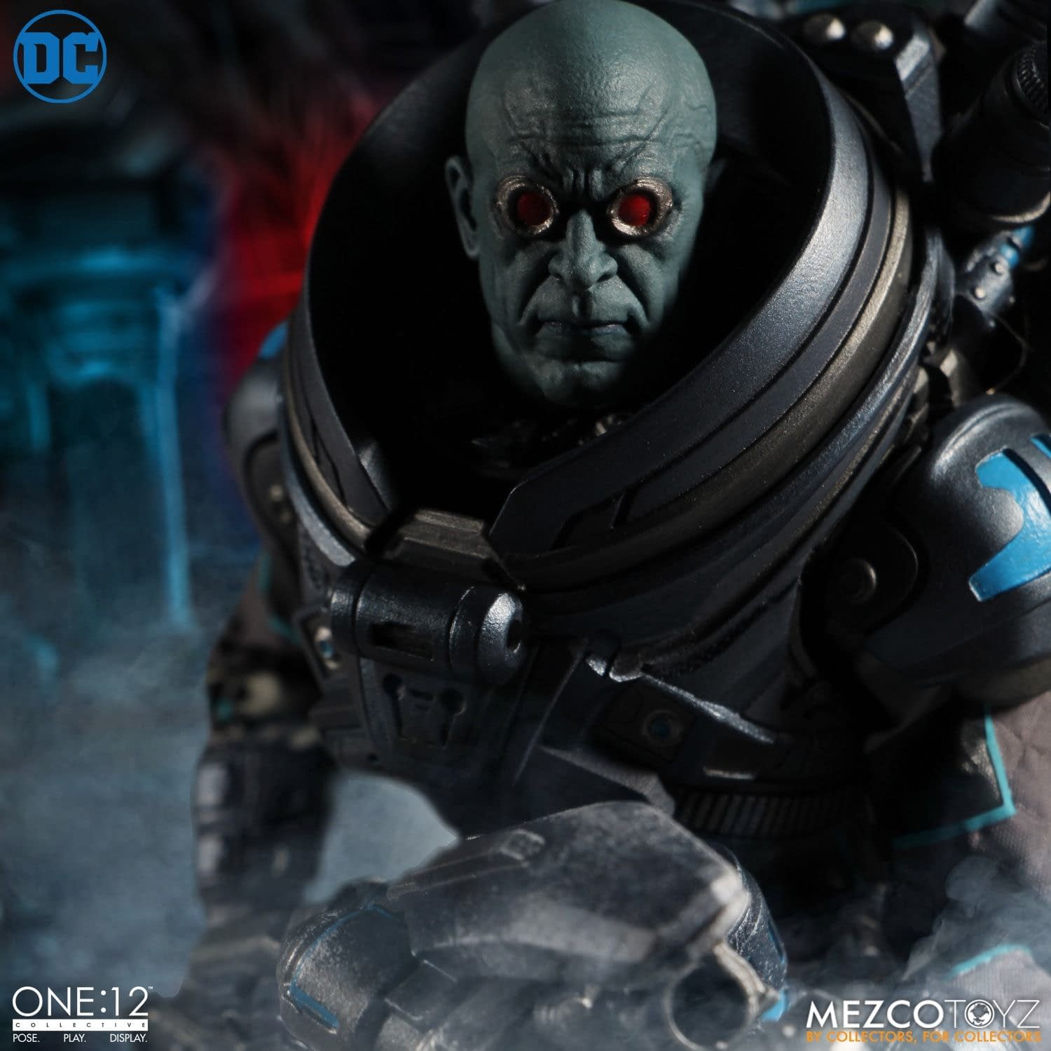 Mr. Freeze Brings the Ice Age with New One:12 Mezco Toyz