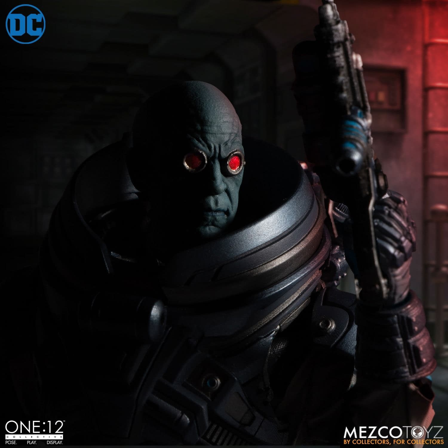 Mr. Freeze Brings the Ice Age with New One:12 Mezco Toyz