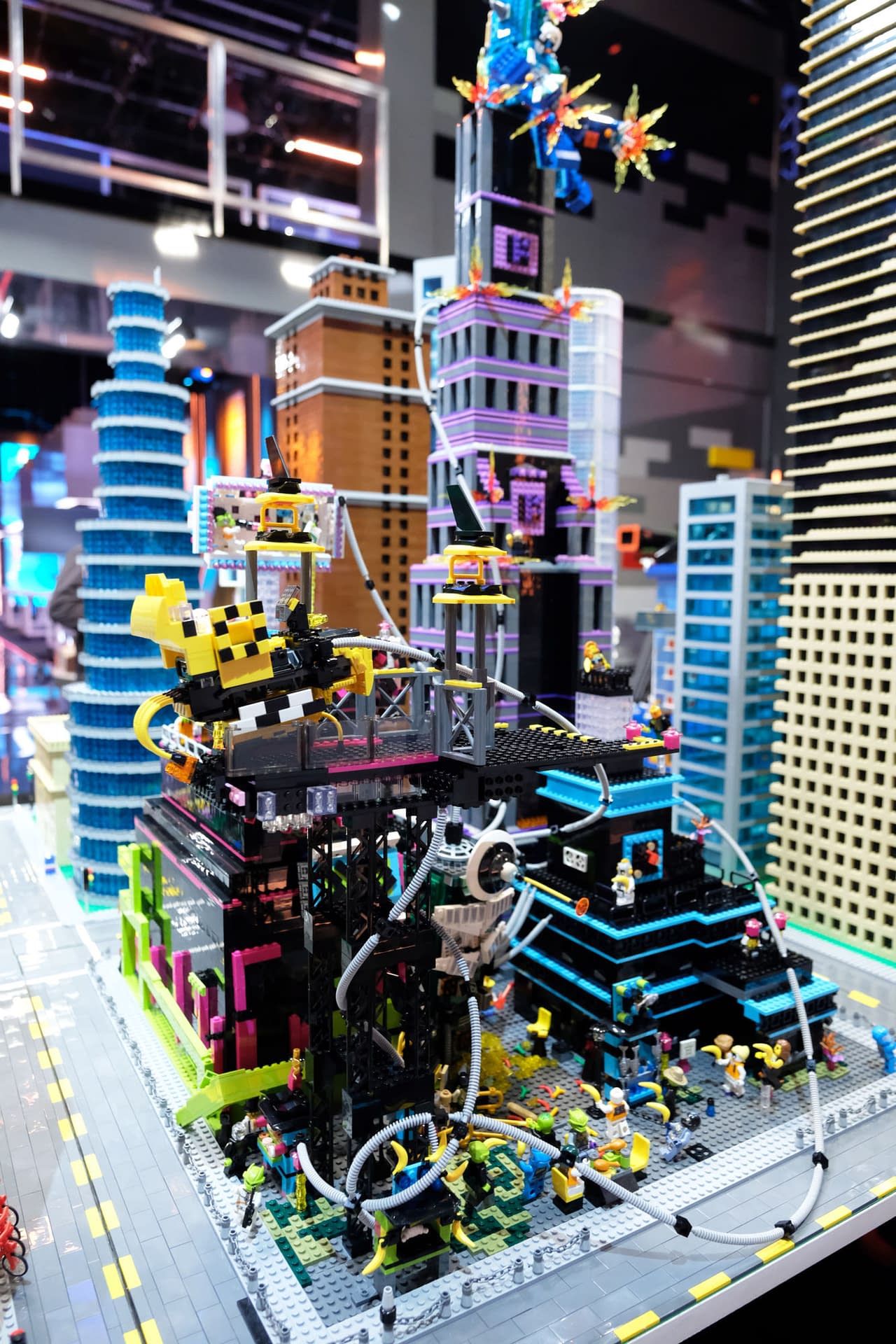 "LEGO Masters" Season 1 "Mega City Block": It's All About World-Building This Week [PREVIEW]