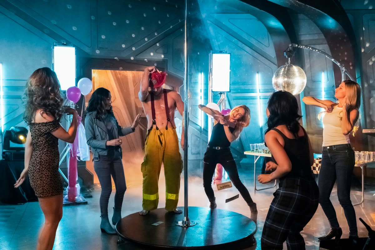 "DC's Legends of Tomorrow" Season 5 "Romeo V. Juliet: Dawn of Justness": Zari Meets Book Club; Ray (Almost) Tells The Team [PREVIEW]