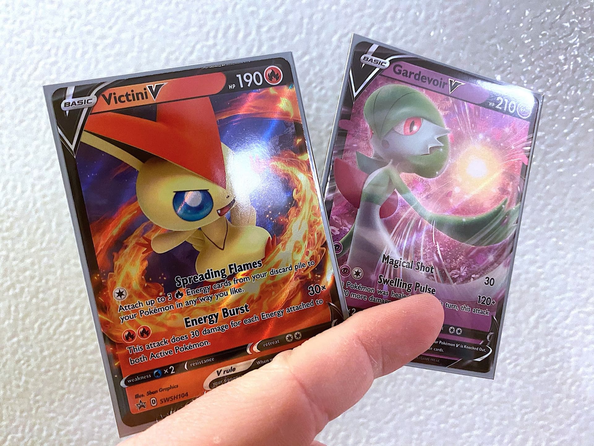 Pokemon V Battle Deck: Victini V or Gardevoir V