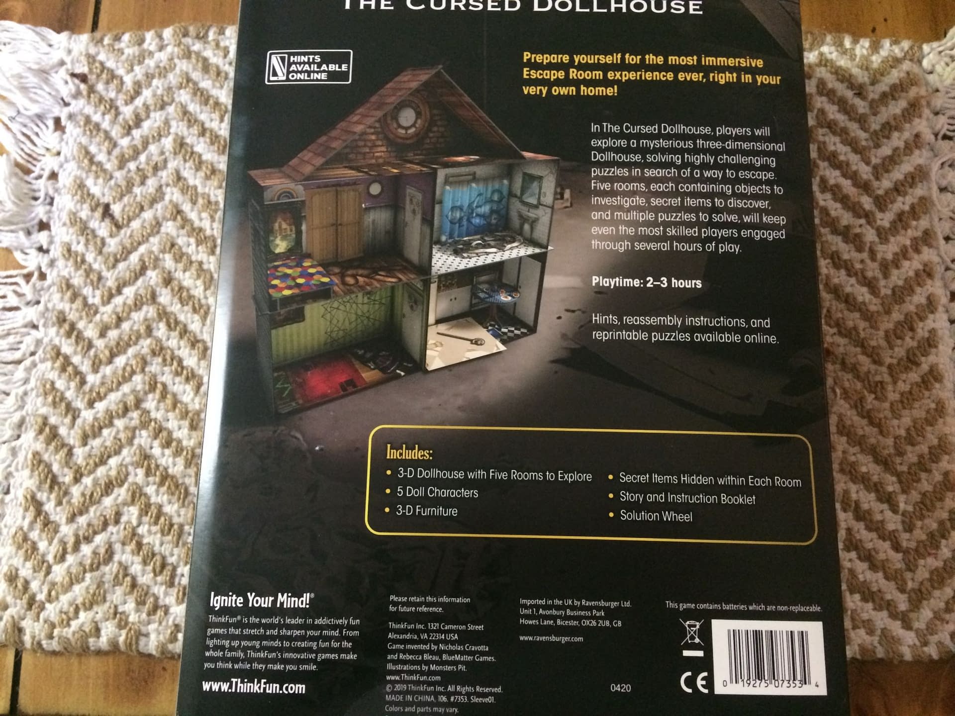 Escape The Room:The Cursed Dollhouse - ThinkFun