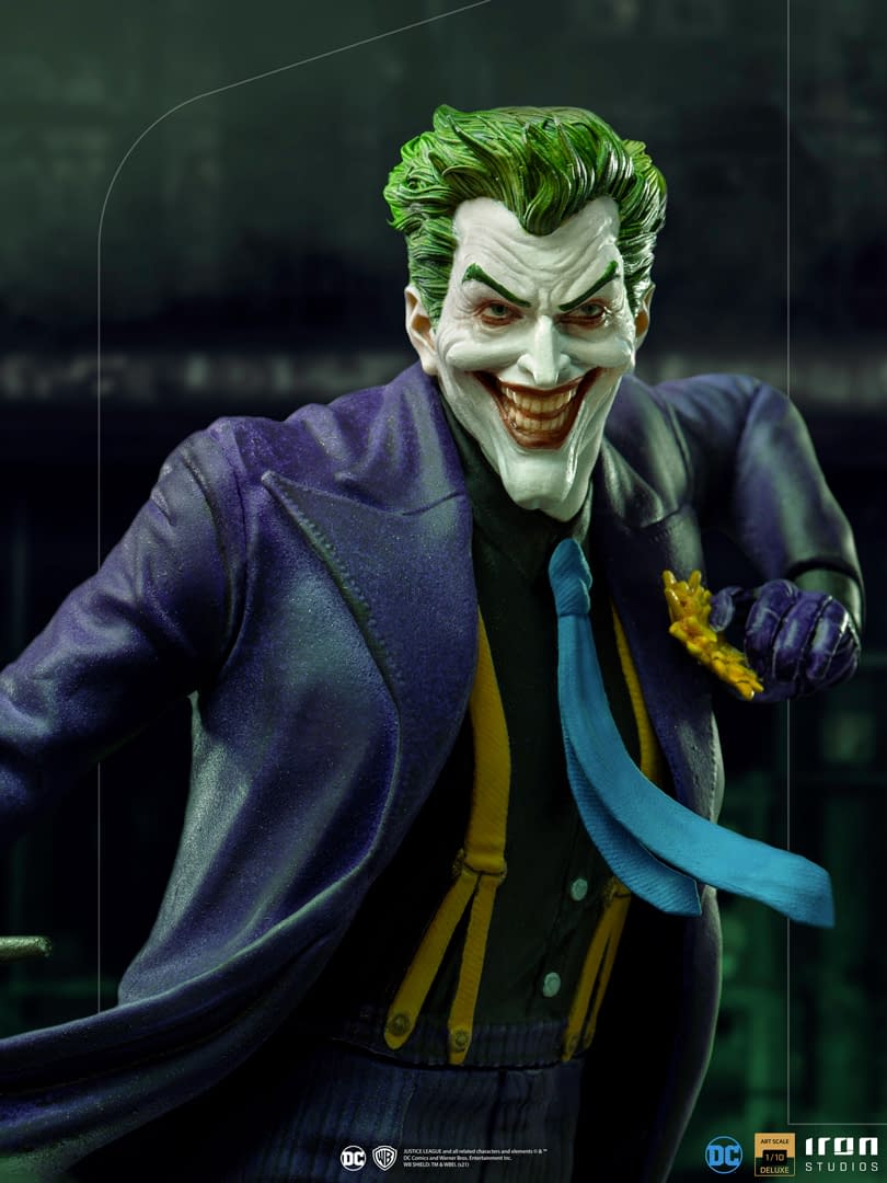 The Joker Receives New Deluxe DC Comics Statue From Iron Studios