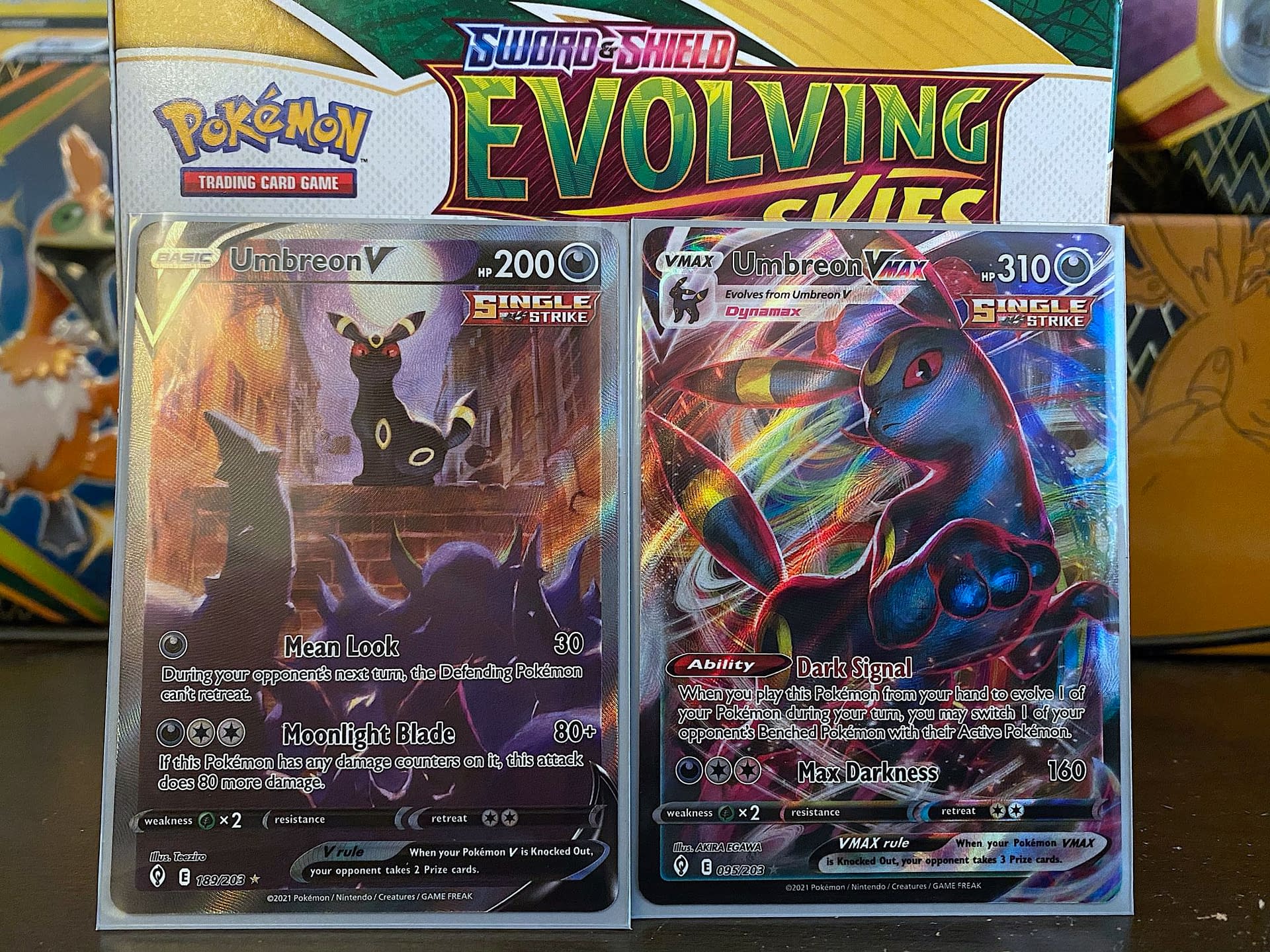 Opening a Booster Box of Pokémon TCG: Evolving Skies: Early Review