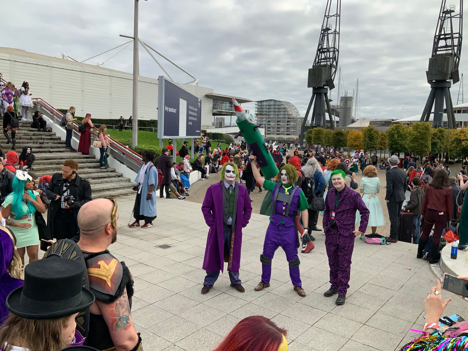 79 Cosplay Photos From MCM London Comic Con 2021