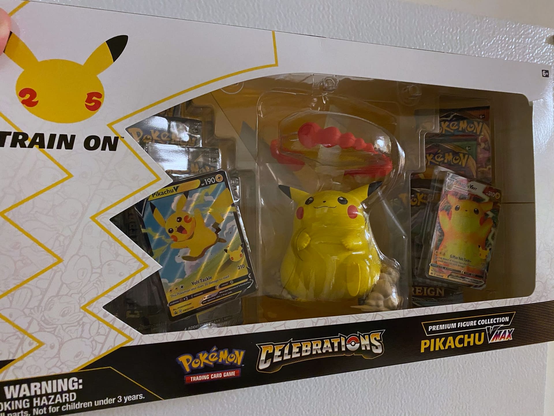 Pokémon TCG 25th Anniversary Celebrations Premium Pikachu VMAX