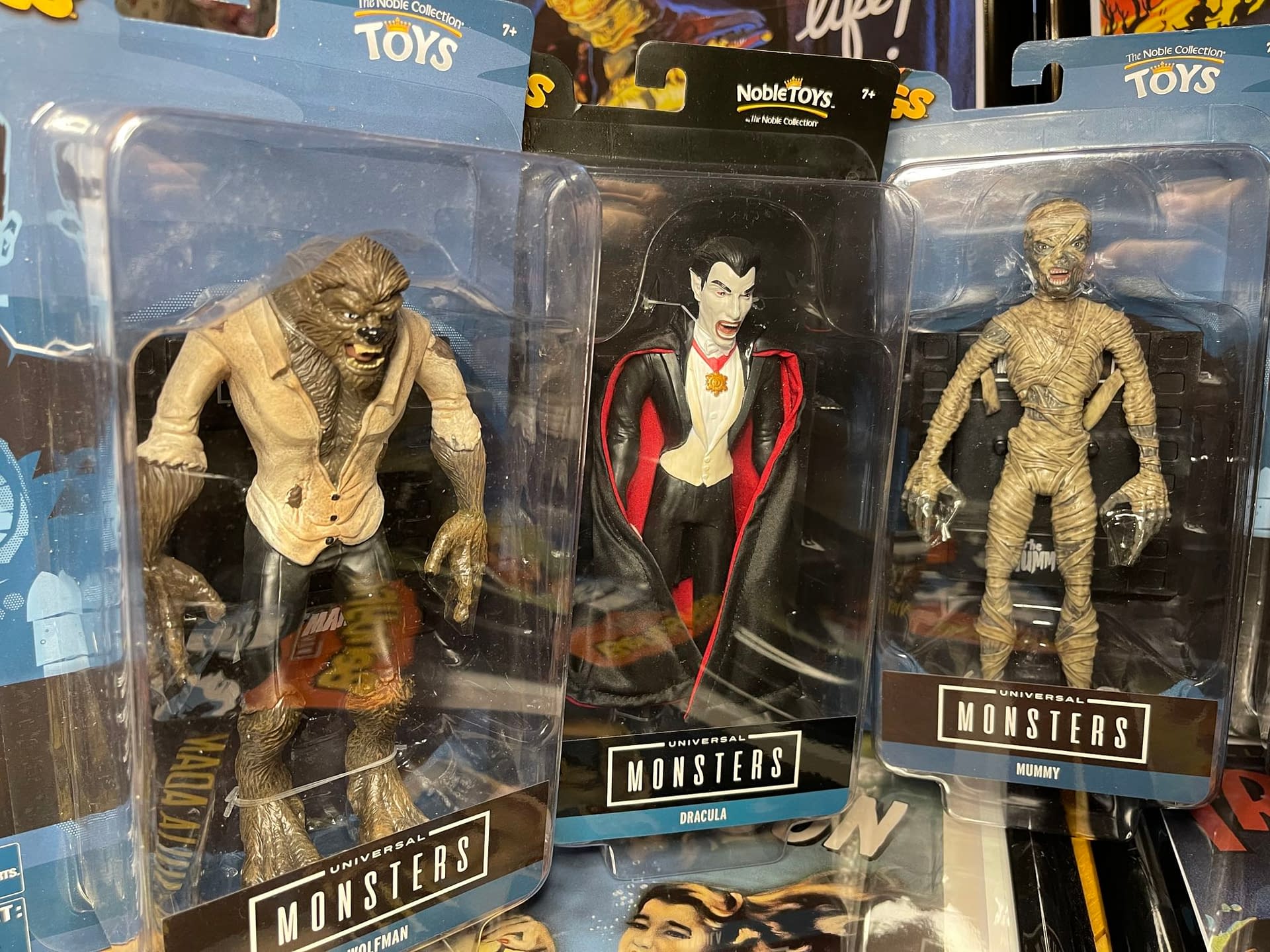 Horror-days Gift Guide: Noble Collection Universal Monsters BendyFigs!