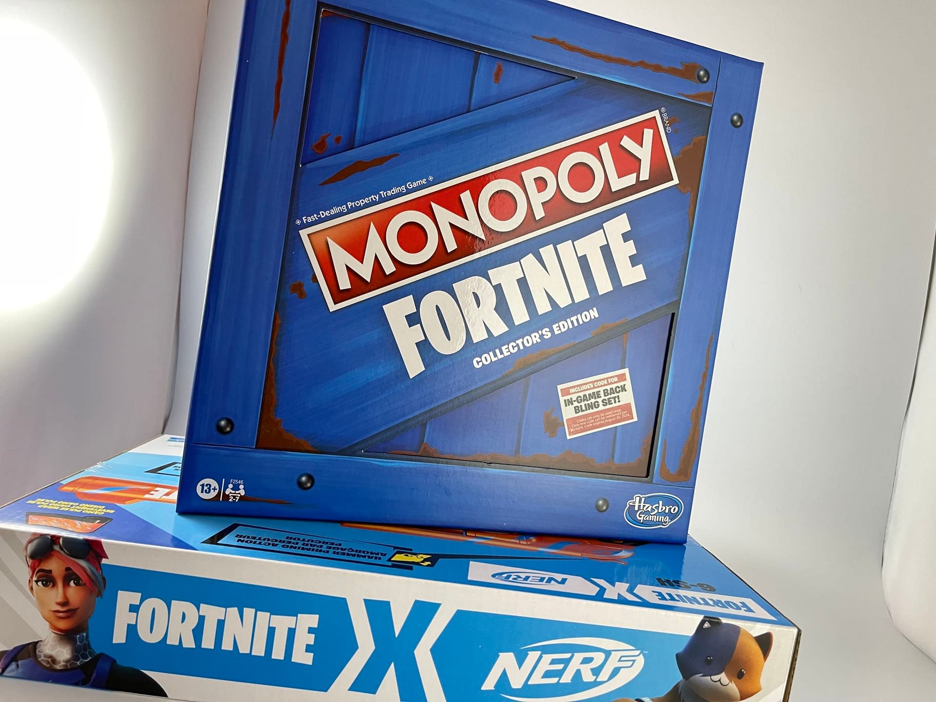 New Hasbro Gaming Fortnite - Monopoly Fortnite Collectors Limited Edition.