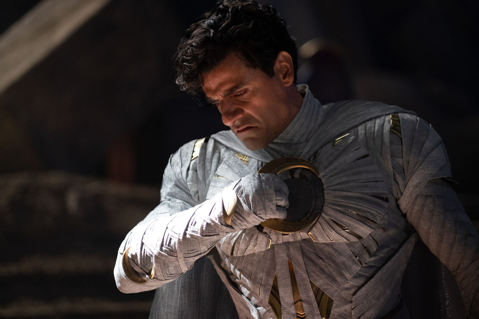 Oscar Isaac's 'Moon Knight' Season 2 Could Get Really Weird - Inside the  Magic