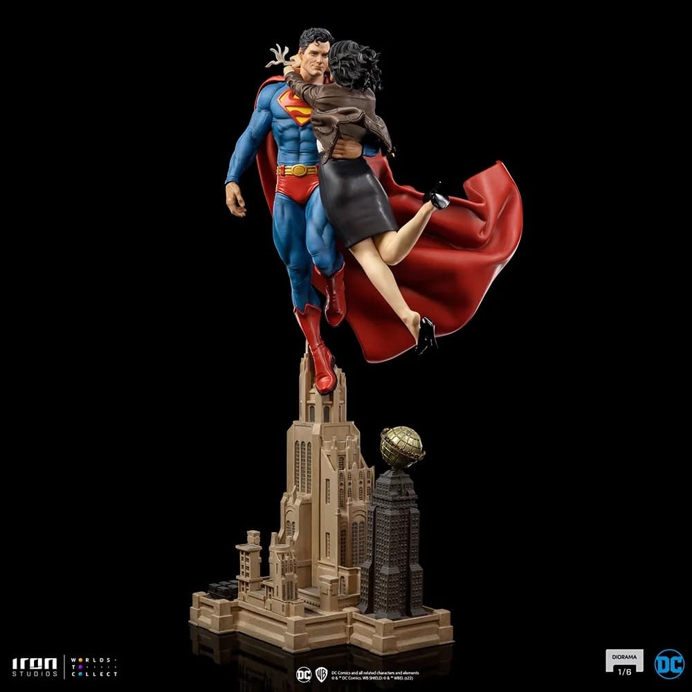Superman Sweeps Lois Lane off Her Feet with New Iron Studios Statue
