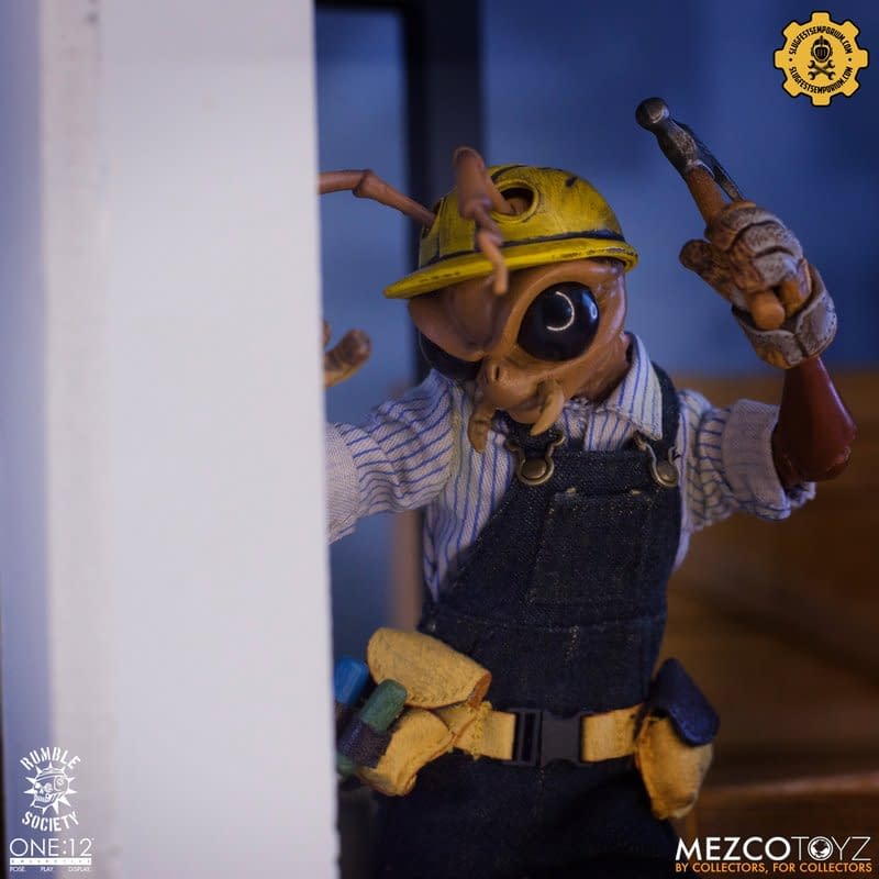 Mezco Toys Kicks Off Rumble Con 2022 with Union 112 Gomez