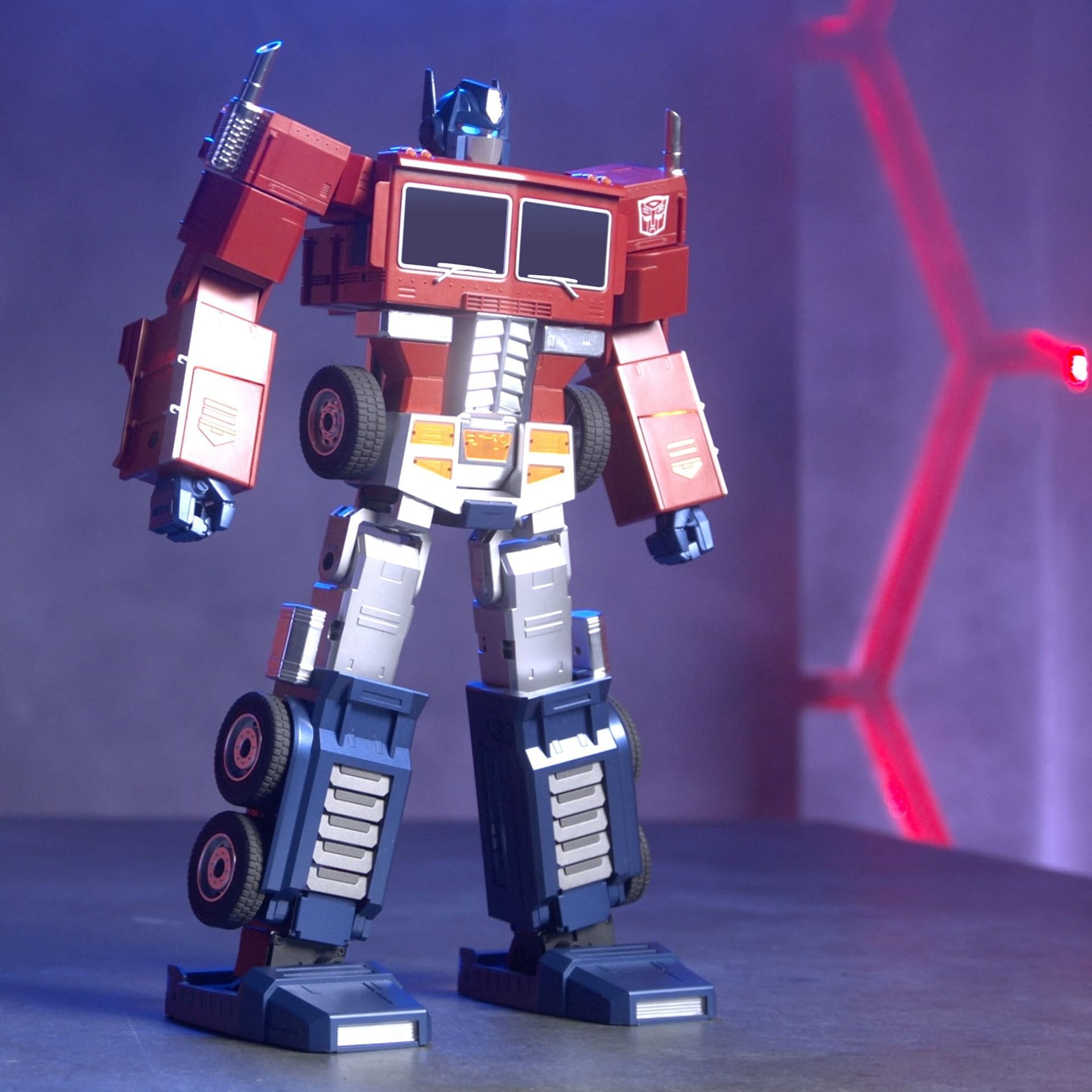 Transformers Optimus Prime Returns to Roboson with Elite Edition Bot