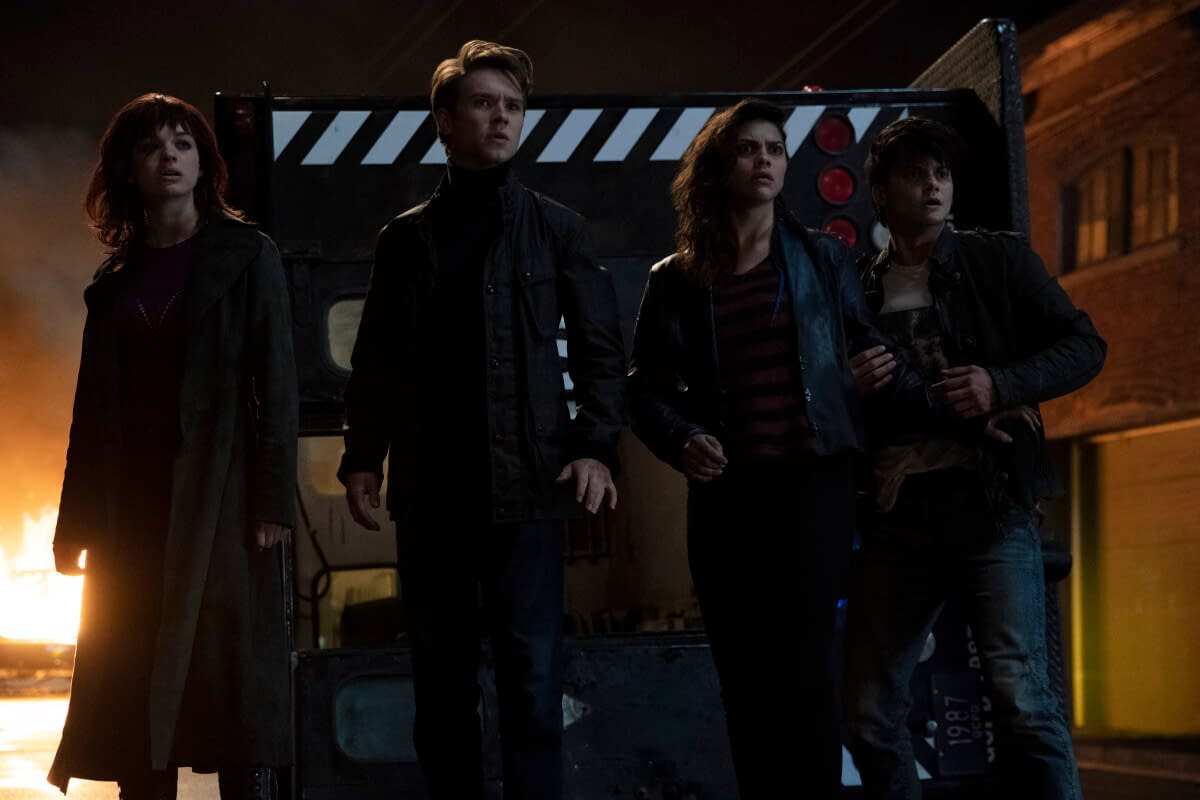 EXCLUSIVE INTERVIEW: Gotham Knights Showrunners