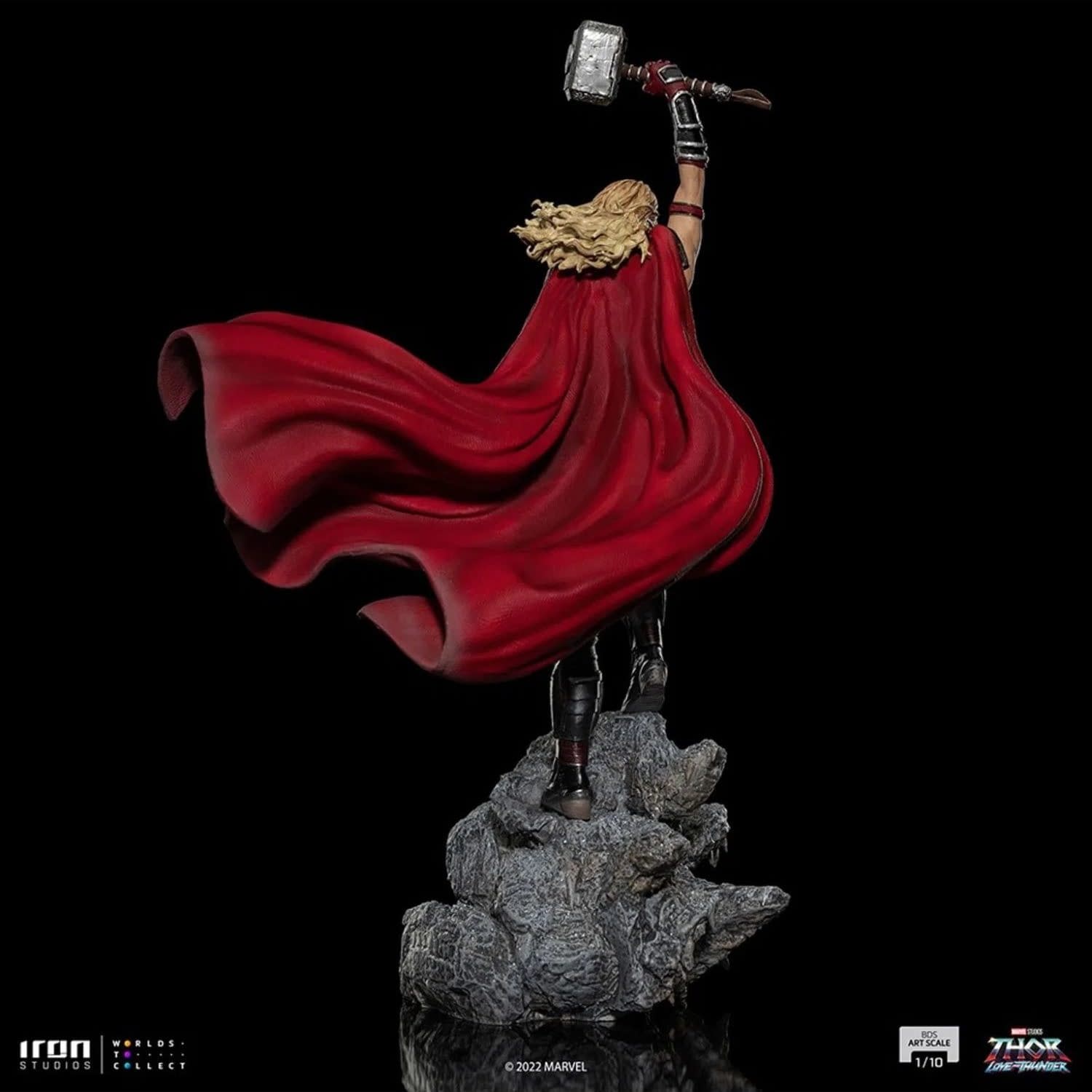 Jane Foster Wields Mjolnir with Iron Studios New Mighty Thor Statue