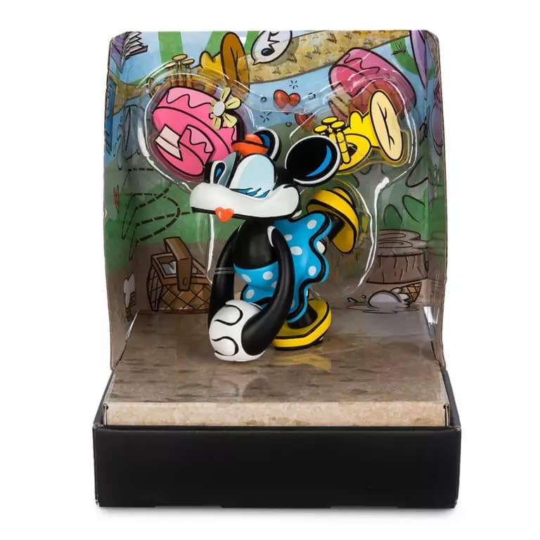 Disney Reveals Mickey Mouse and Friends Art Vinyl Figure Series 