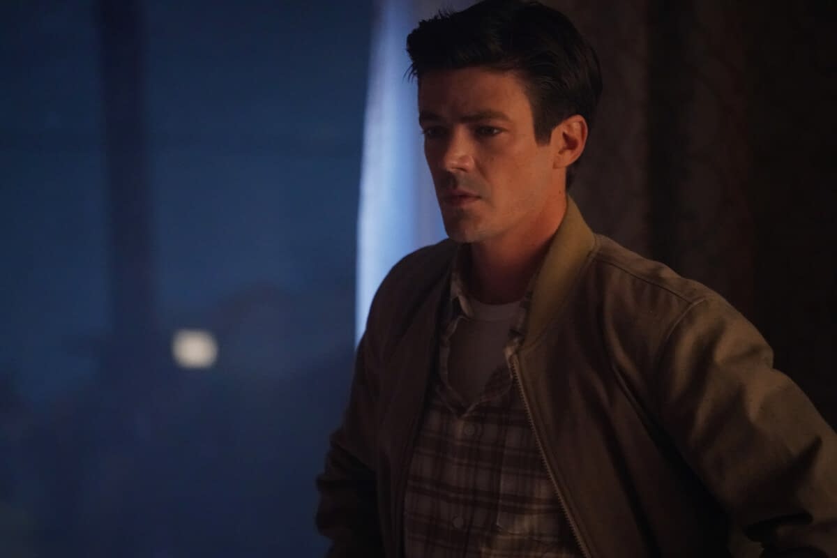 The Flash': Barry Allen é feito refém nas imagens oficiais do episódio  09×02; Confira! - CinePOP