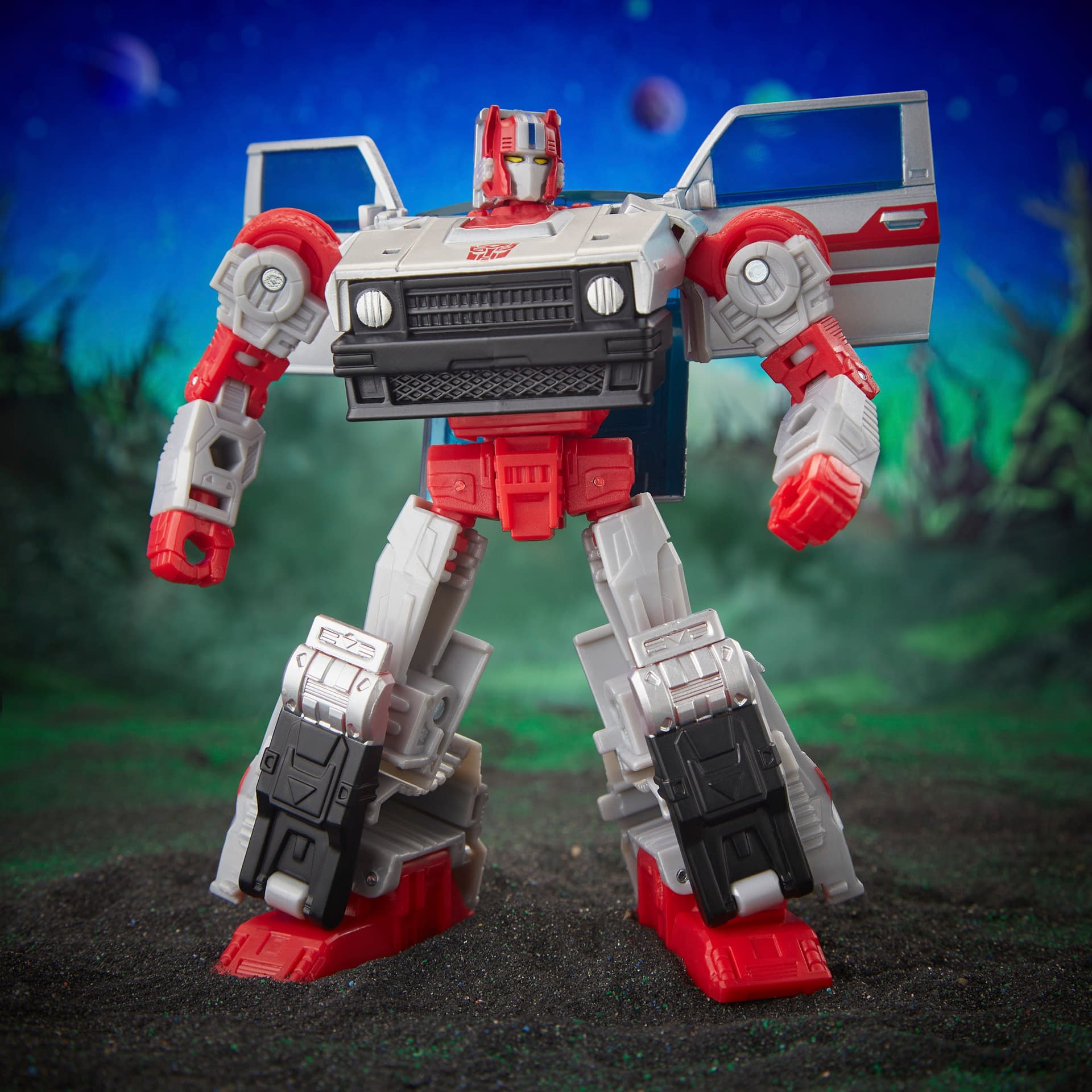 The Transformers Crosscut and Crashbar Join the Fight with Hasbro 
