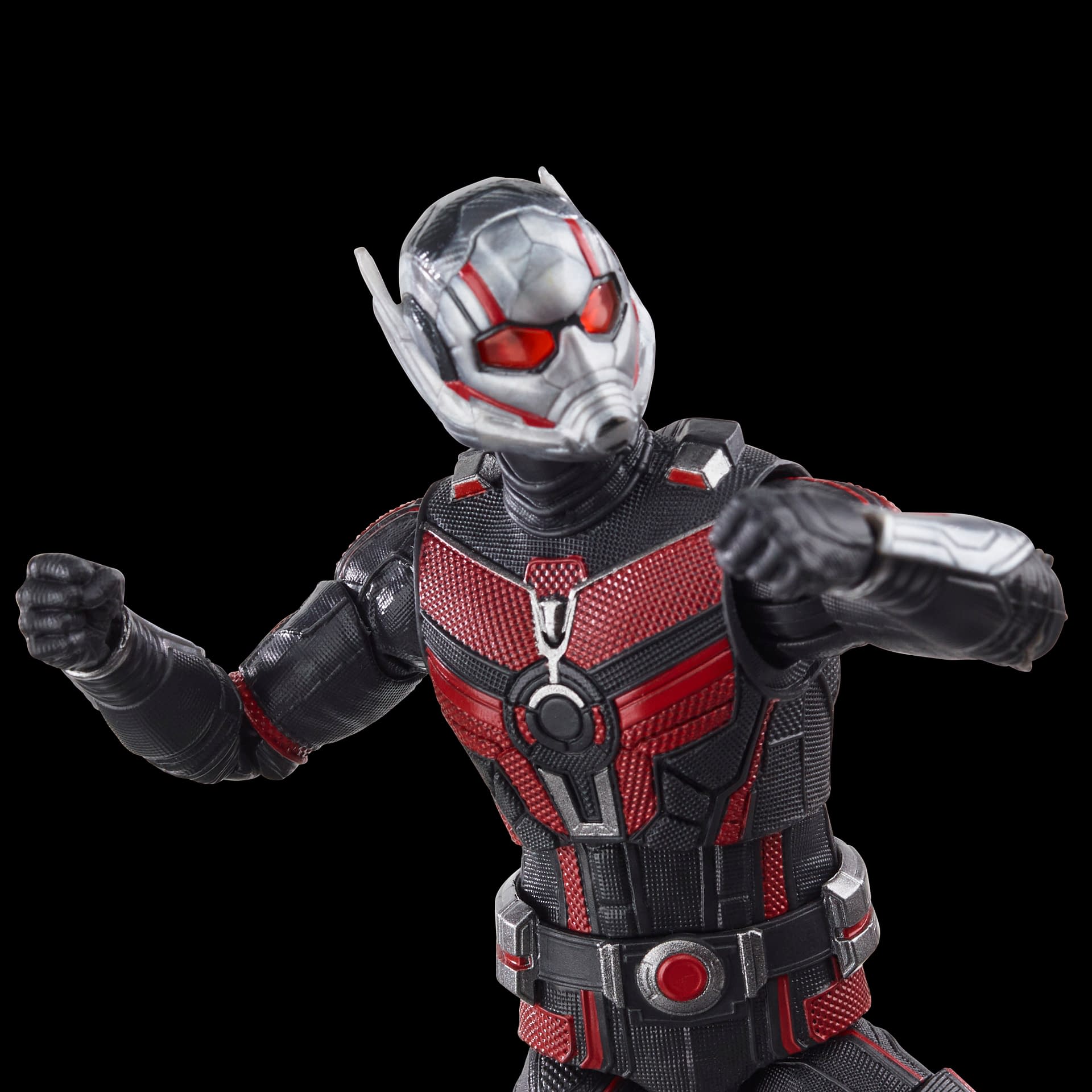Ant-Man Prepares for Some Quantumania with Hasbro's Marvel Legends 