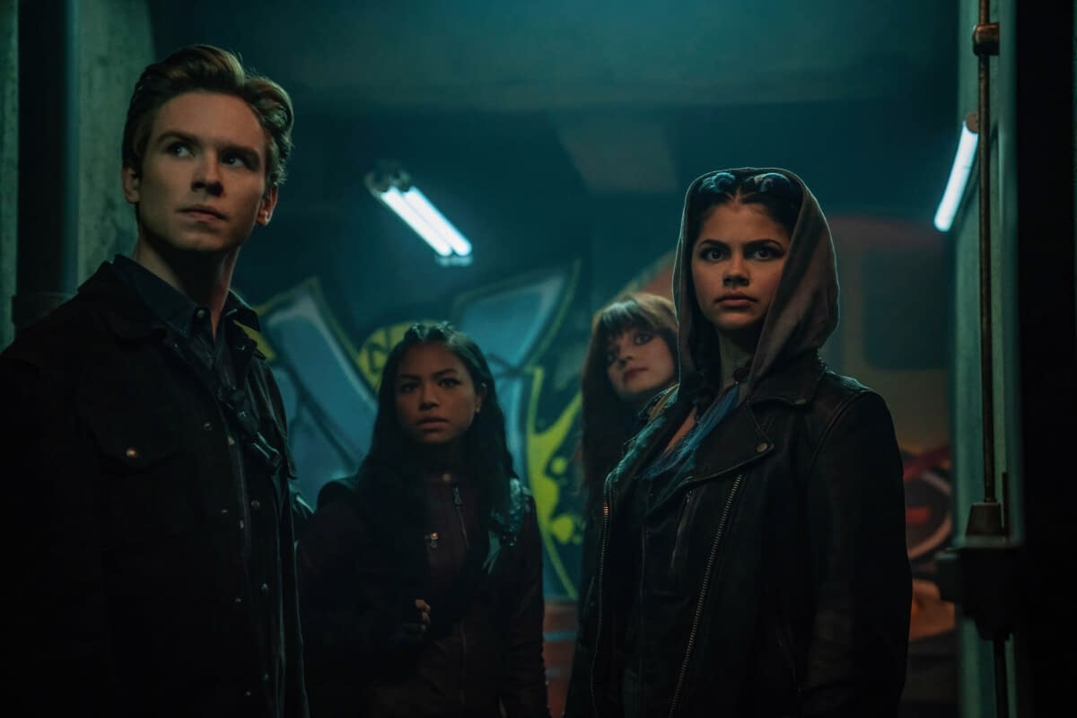 Gotham Knights' Cast & Character Guide: Who Stars in the The CW Series