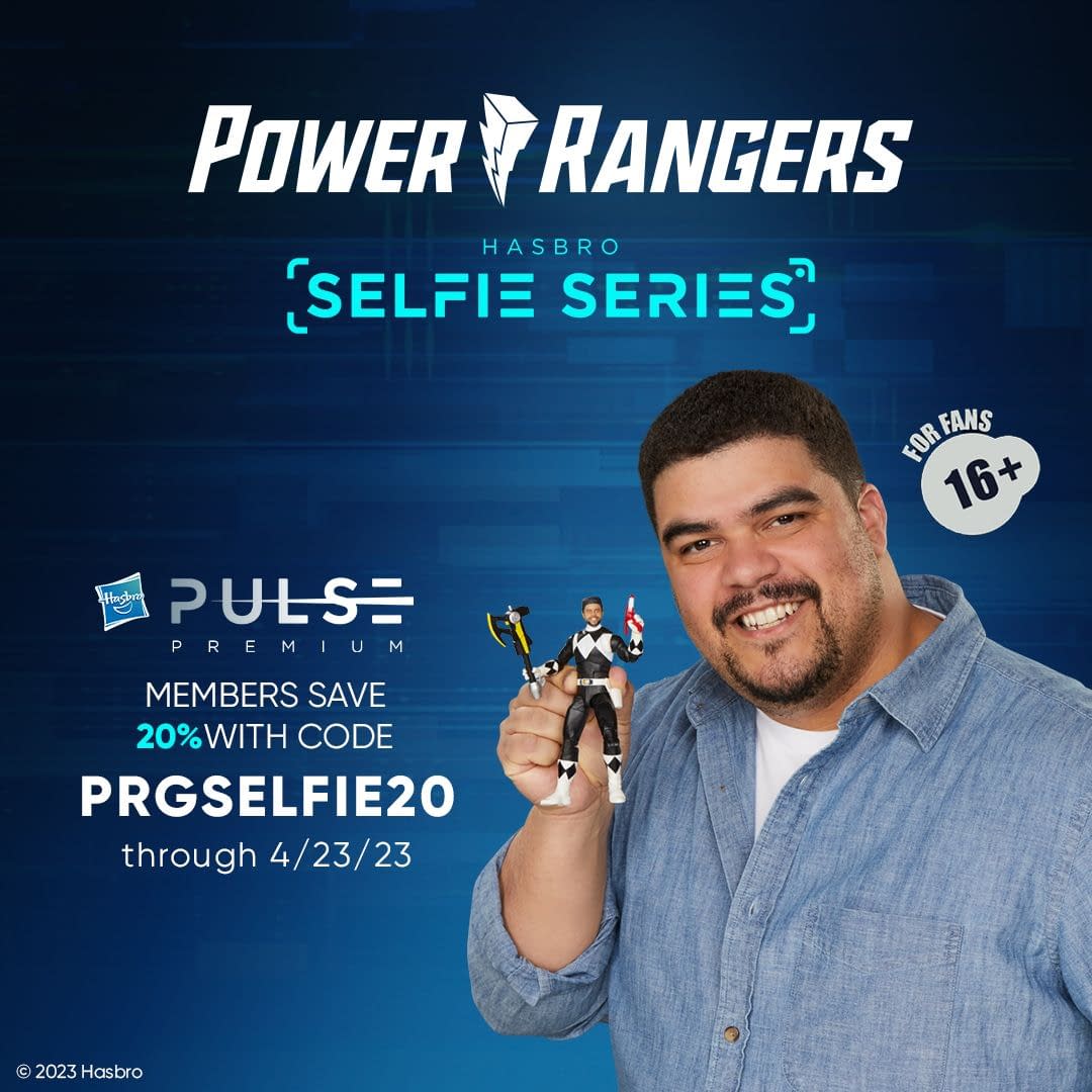 Hasbro Unlocks Power Ranger Black Ranger Body for Selfie Series 