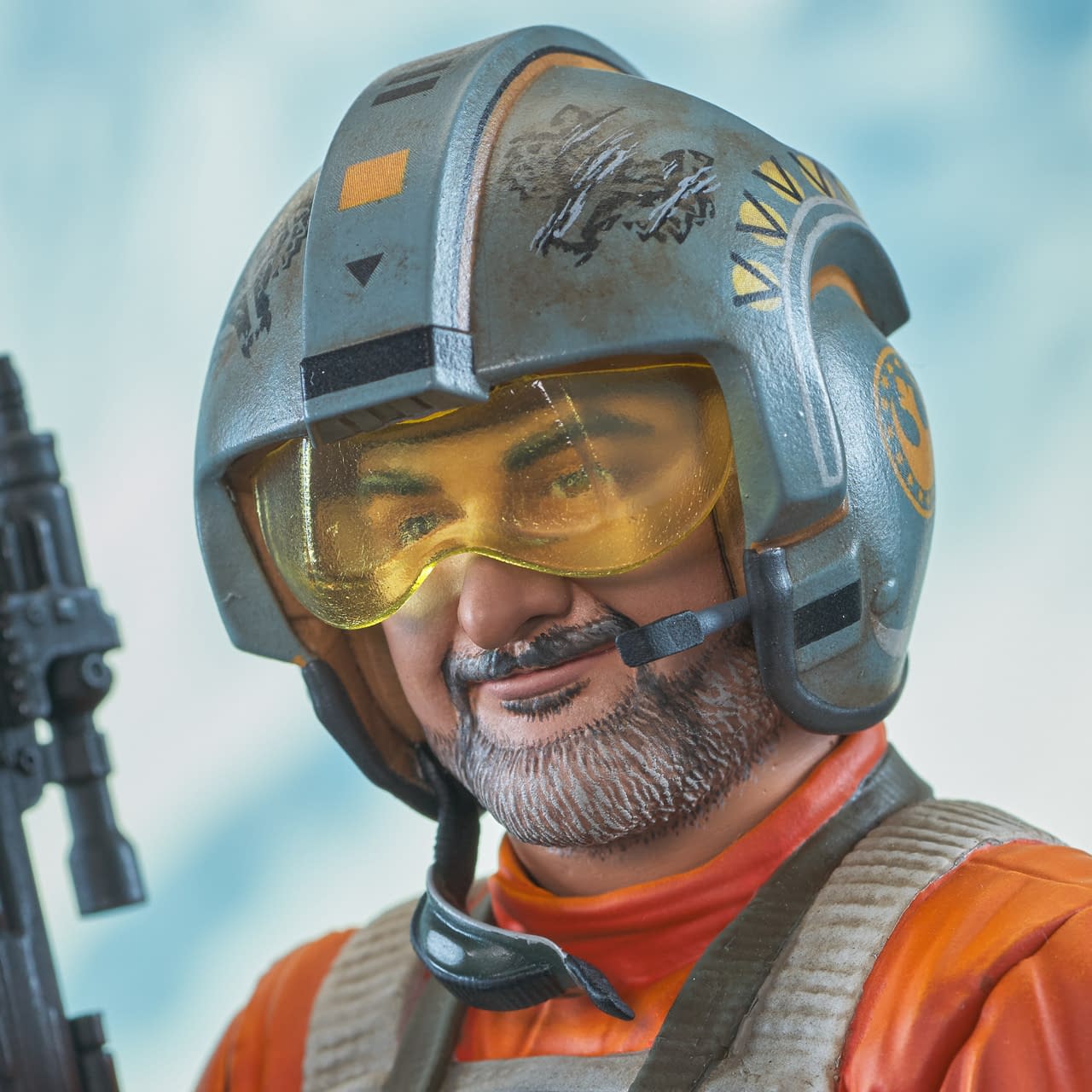 Star Wars Trapper Wolf Flies On In with Limited Gentle Giant Statue 