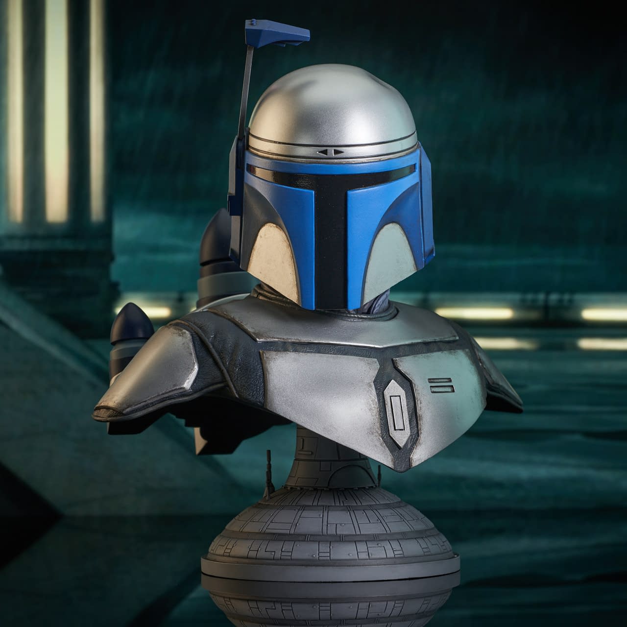 New Star Wars Statues Arrive at Gentle Giant Ltd. with Luke and Mandos