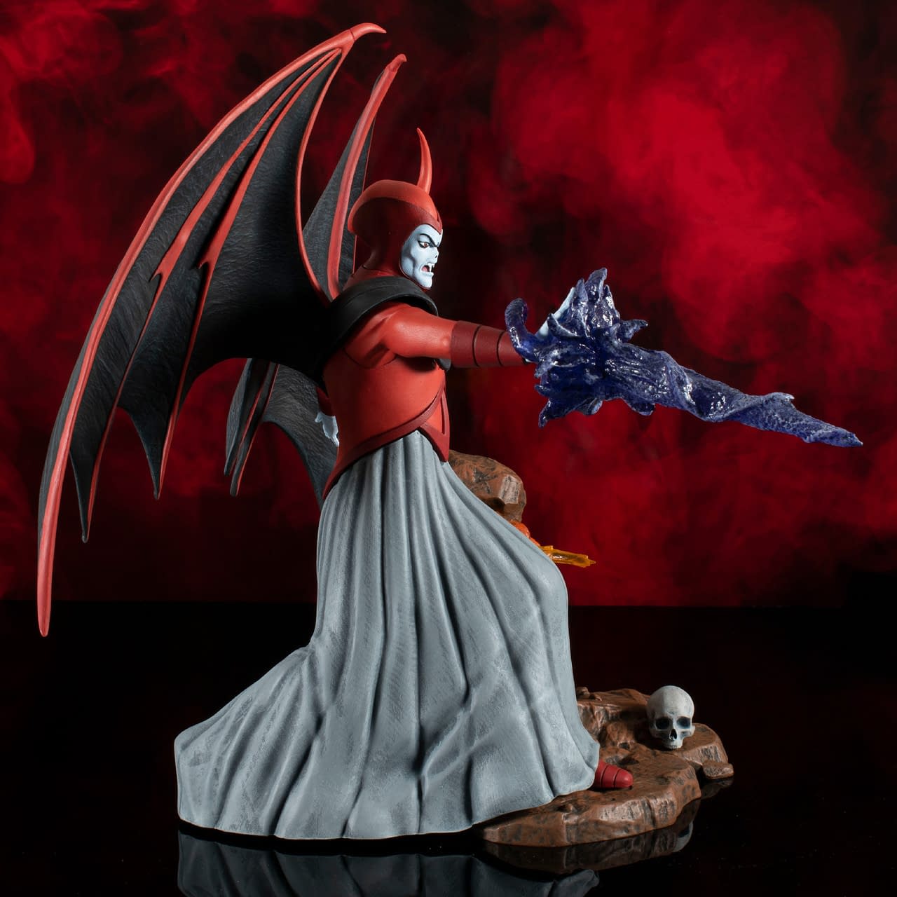 Game of Thrones Jon Snow and Ghost Come to Diamond Select Toys 