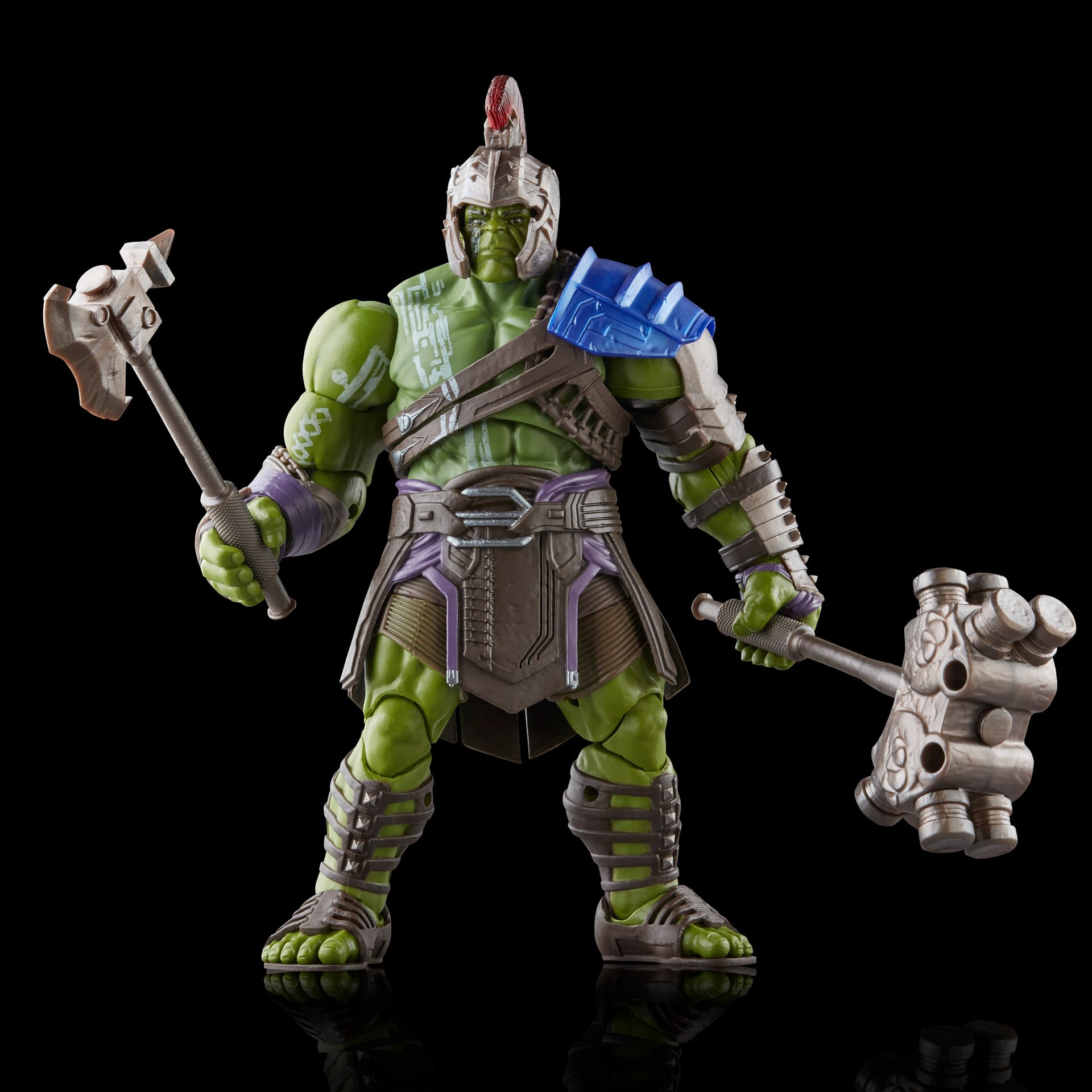 Gladiator Hulk Enters the Arena with Deluxe Marvel Legends Figure