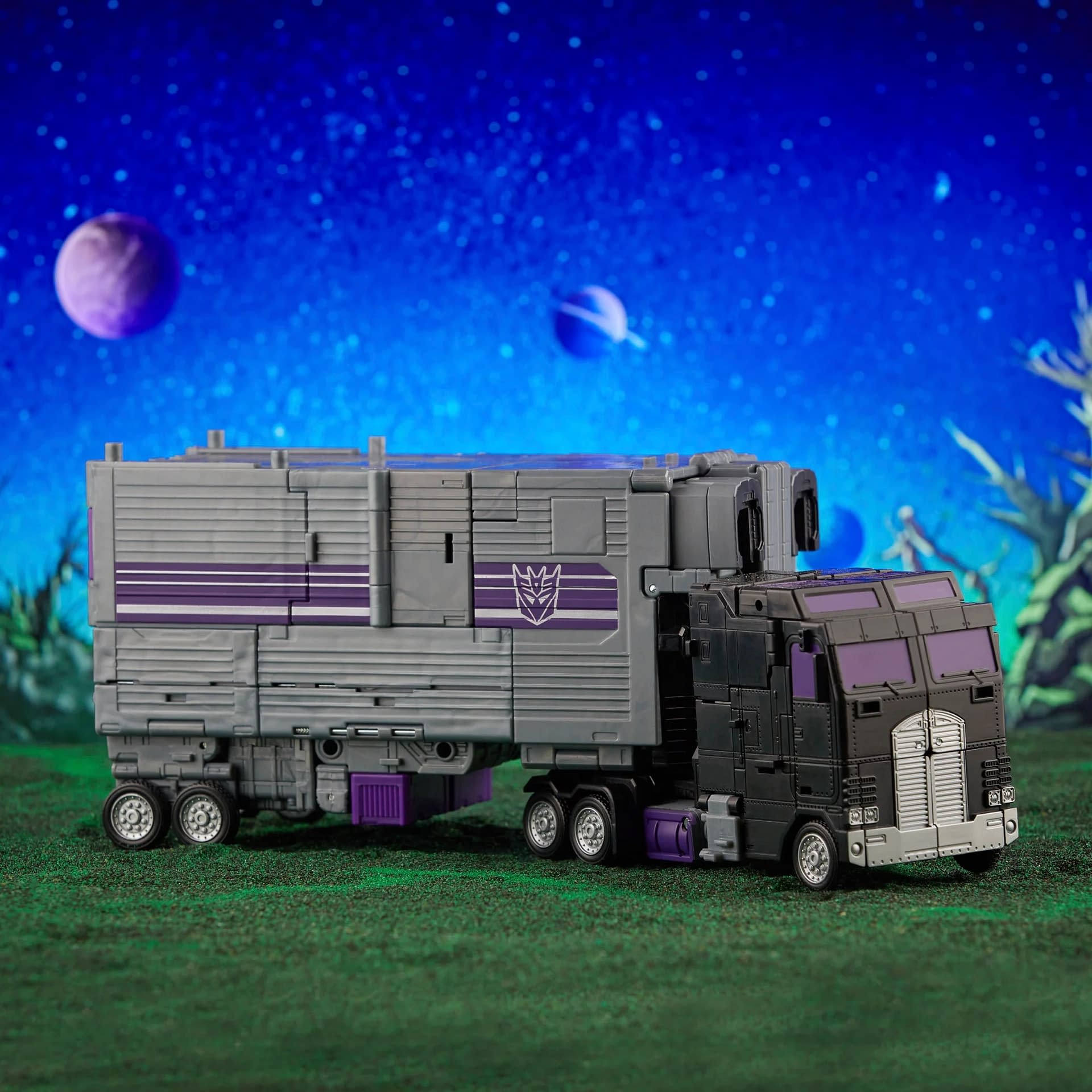 Hasbro Announces Transformers Stunticon Menasor Multipack