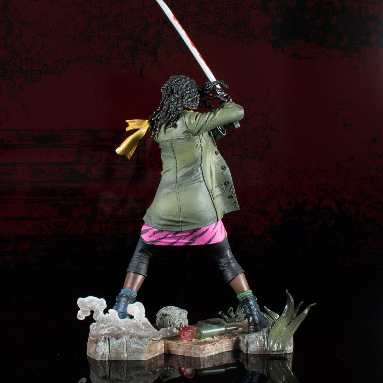 New Marvel Studios Statues Arrive from Diamond from Hawkeye and Thor