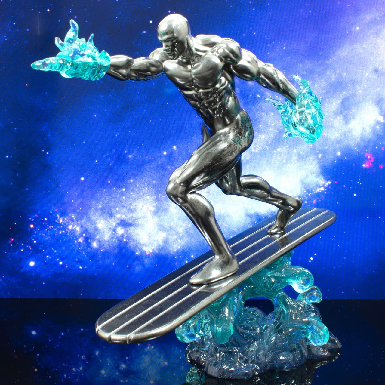 Travel Across the Galaxy with Gentle Giant's New Star Wars Statues