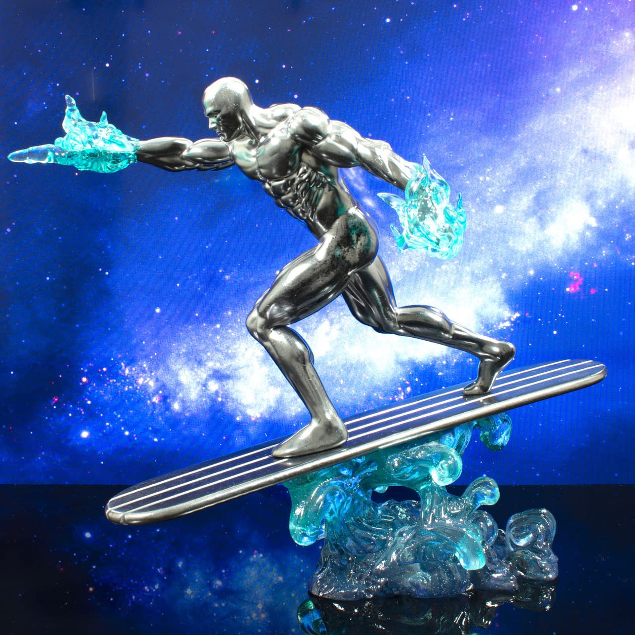 Travel Across the Galaxy with Gentle Giant's New Star Wars Statues