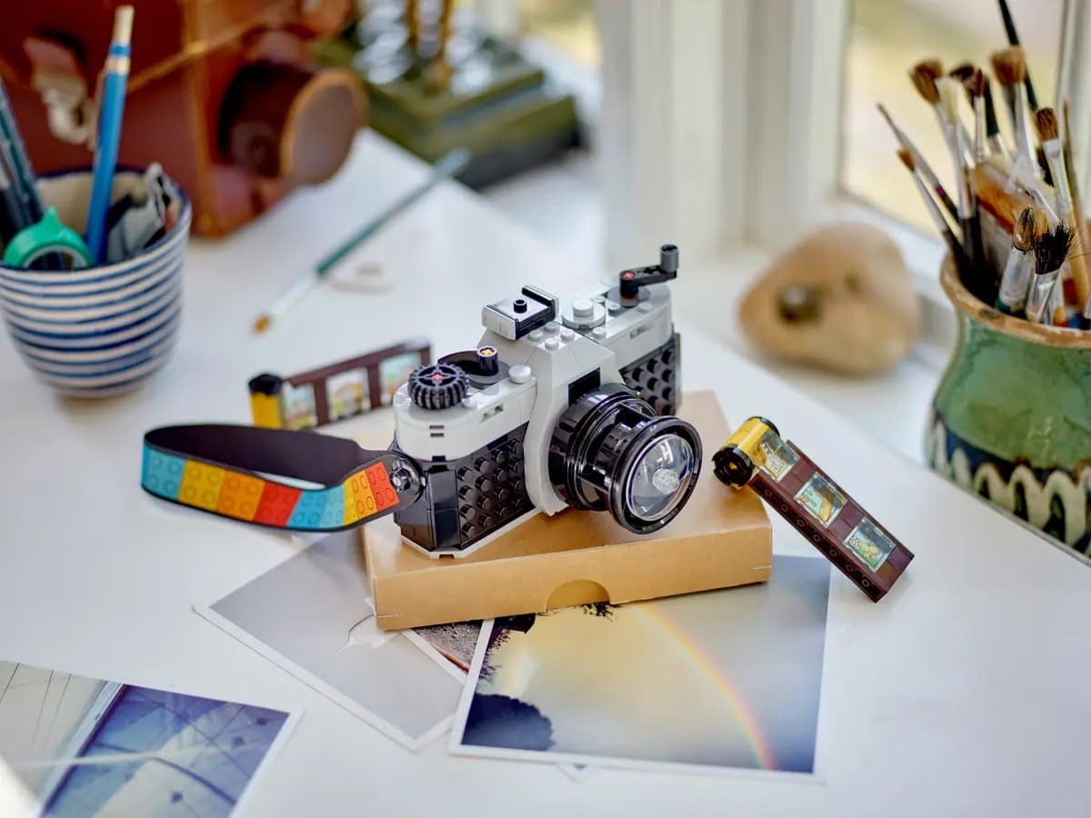 LEGO Creator 3 in 1 Retro Camera Toy, Transforms from Toy Camera