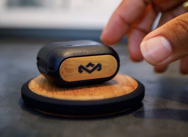 It's A Techie Wonderland with Our Latest Ultimate Holiday Gift Guide