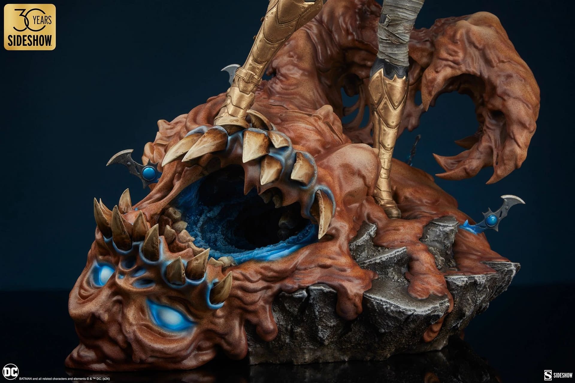 DC Comics Batgirl Takes Down Clayface with New Statue from Sideshow