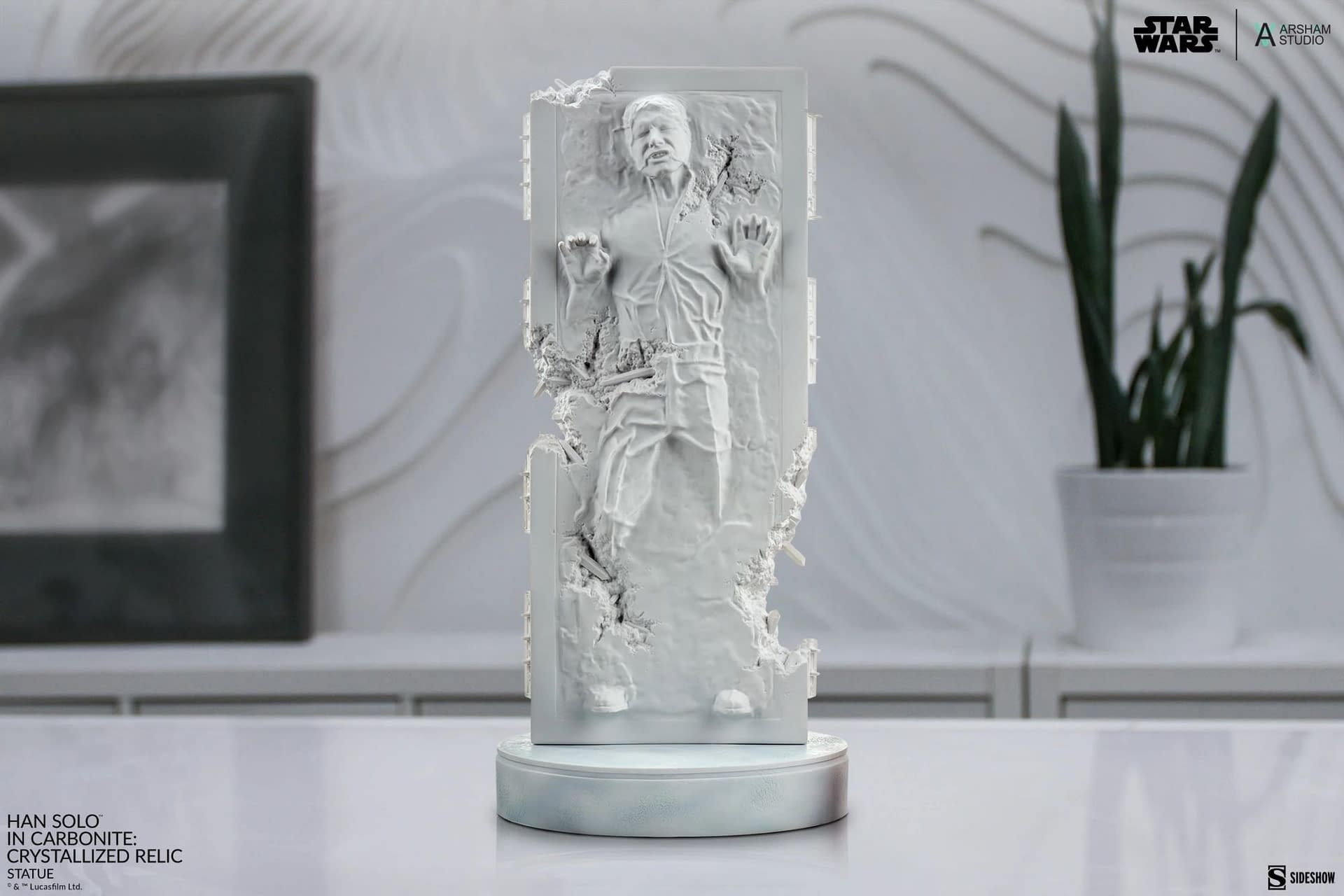 Sideshow Debuts Star Wars Crystallized Han Solo in Carbonite Relic