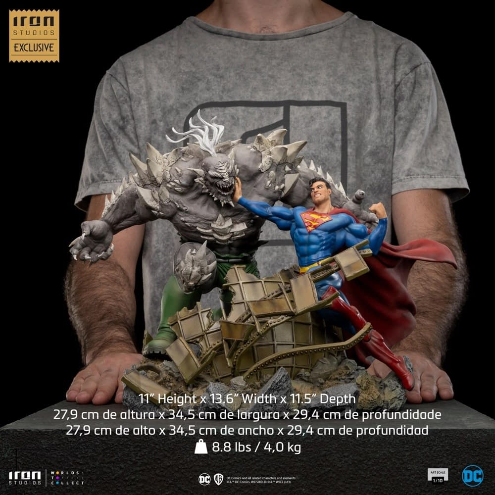 It's Superman vs Doomsday with Iorn SNew DC Comics Statue