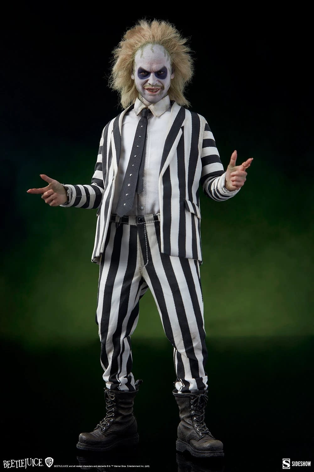 It's Showtime as Sideshow Collectibles Unveils New 1/6 Beetlejuice