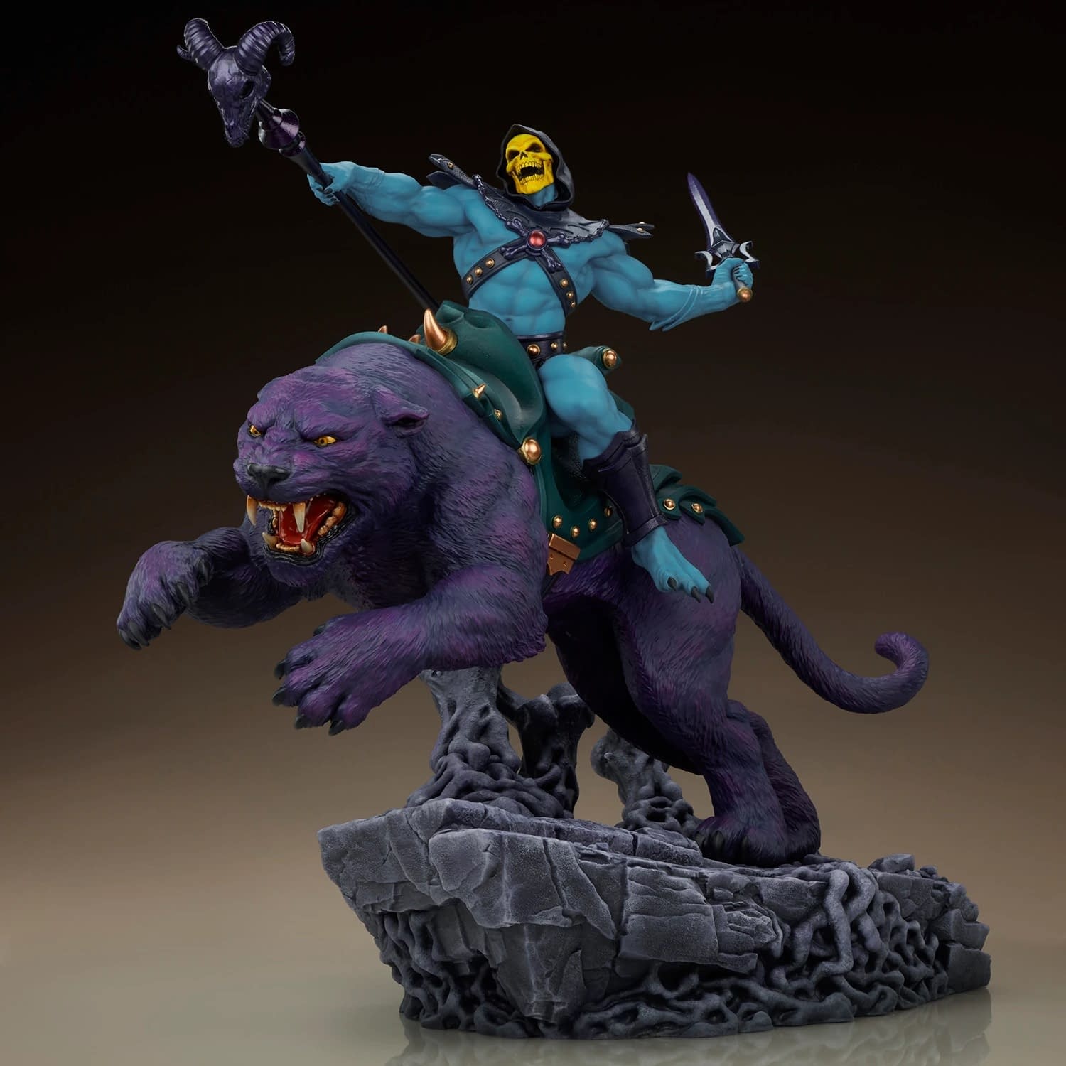 NECA Debuts New Dungeons & Dragons 50th Anniversary Strongheart
