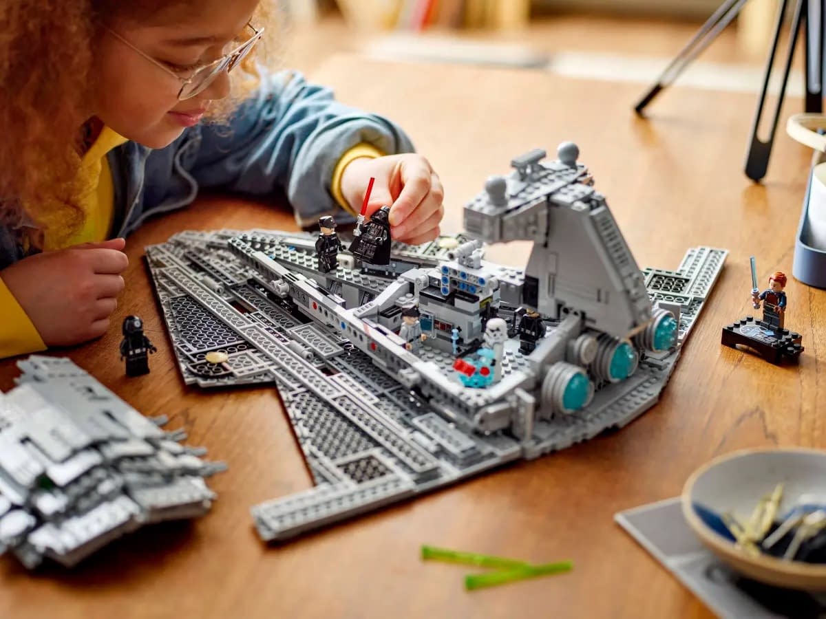 The Empire Arrives at LGO with New Star Wars Imperial Star Destroyer