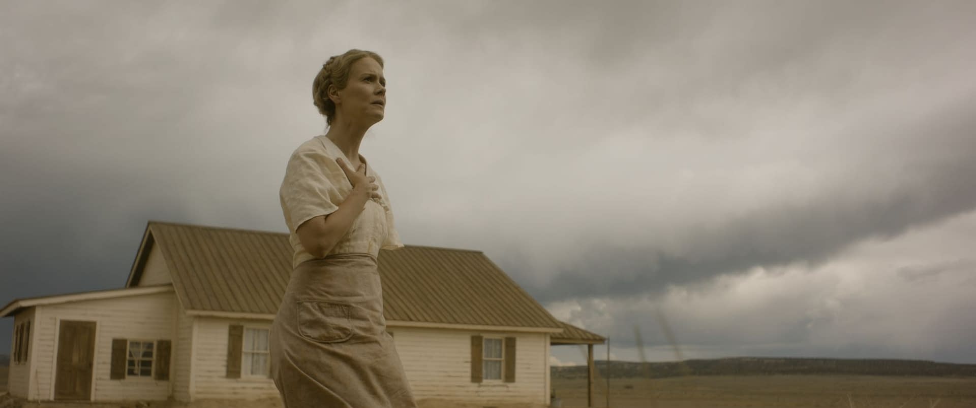 Hold Your Breath Directors on Inspiration, Sarah Paulson, VFX & More
