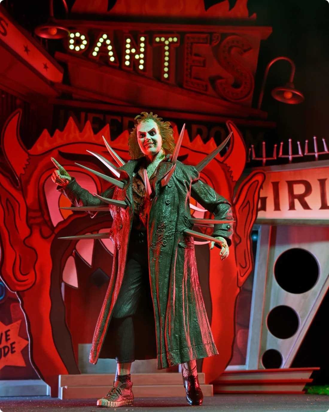 NECA Unveils Beetlejuice Ultimate with Dante's Inferno Room Deluxe Set