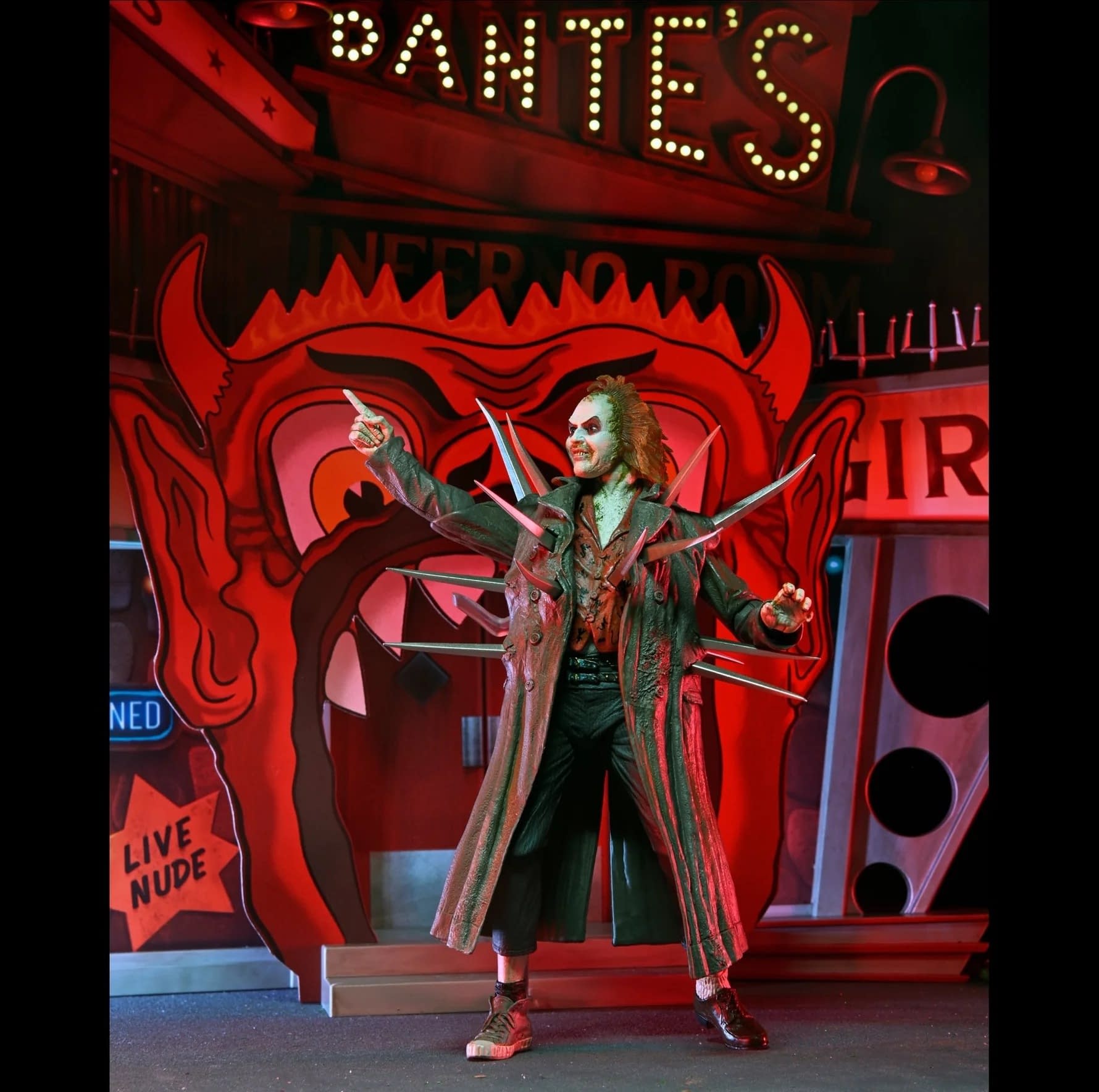 NECA Unveils Beetlejuice Ultimate with Dante's Inferno Room Deluxe Set