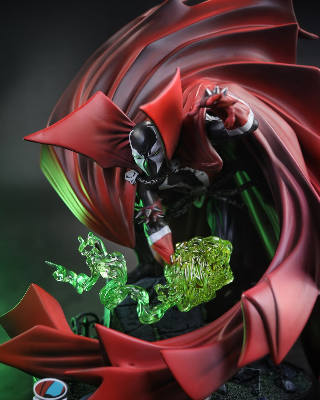 McFarlane Unveils New Spawn #1 (Black White & Red All Over) Statue