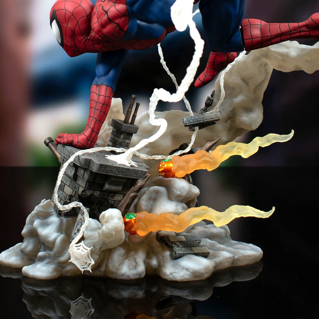 Return to the 90s with Diamond's New Spider-Man Milestones Statue