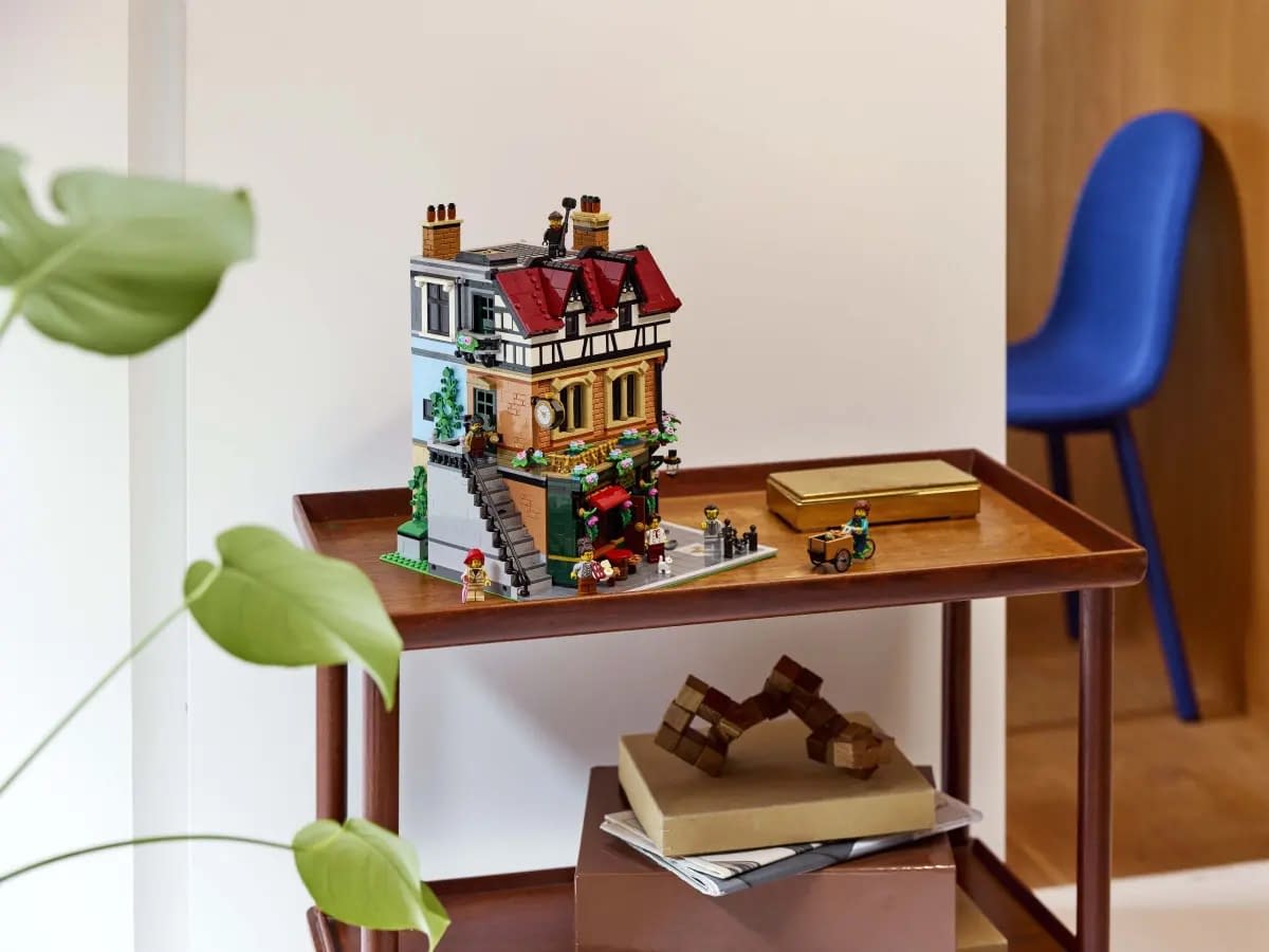 LEGO Icons Modular Buildings Collection Tudor Corner Set Revealed 