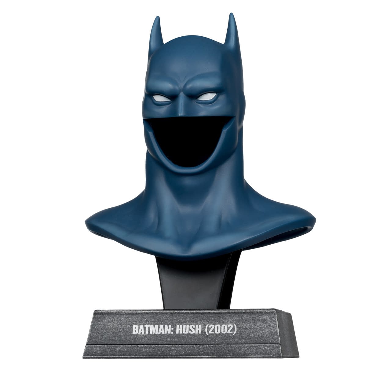 New DC Comics Batman (Hush) 1:3 Scale Cowl Replica Revealed 