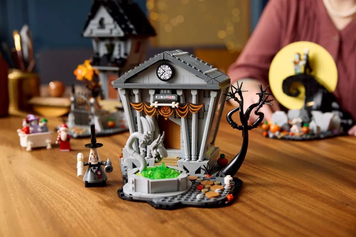 Have a Haunted Holiday this Christmas with These Spooky Collectibles