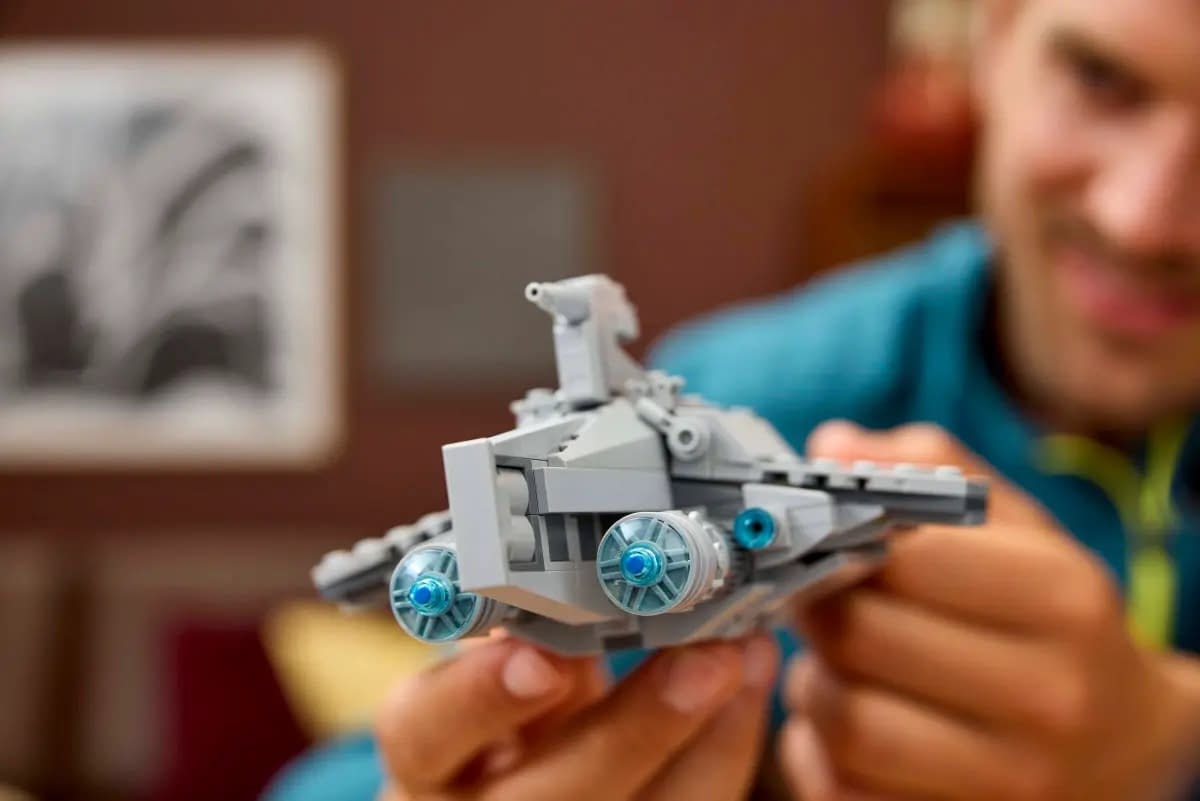 Star Wars Acclamator-Class Assault Ship Coming Soon to LEGO